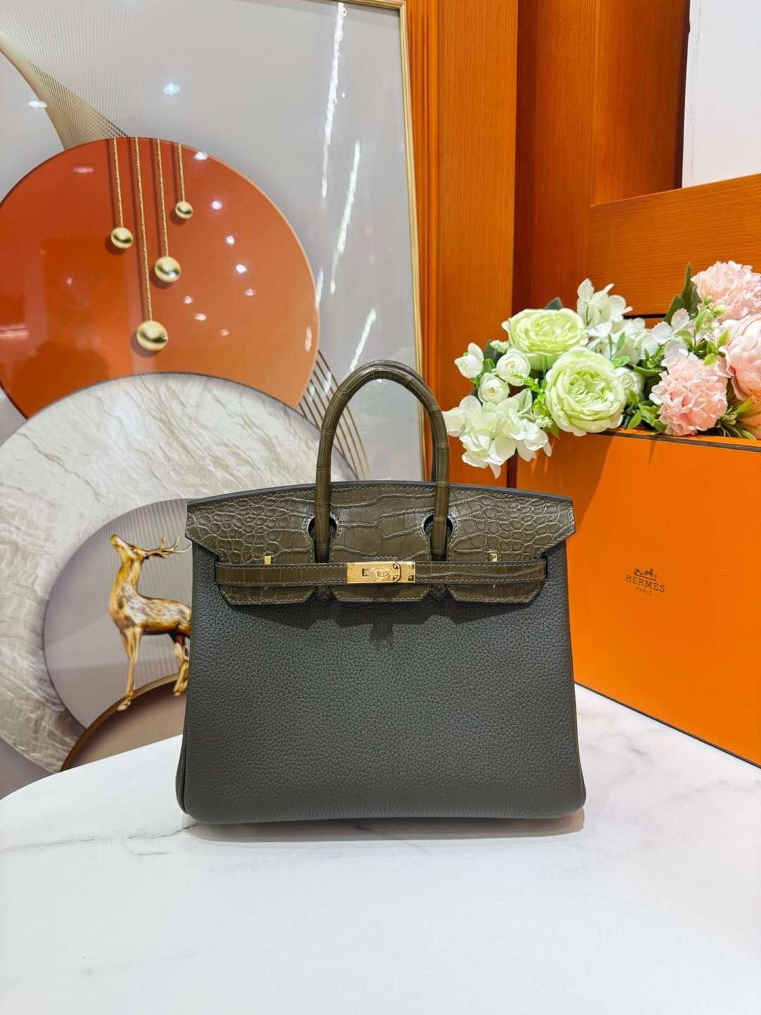 Hermes Birkin 25 Olive Green Matte Alligator and Togo Touch